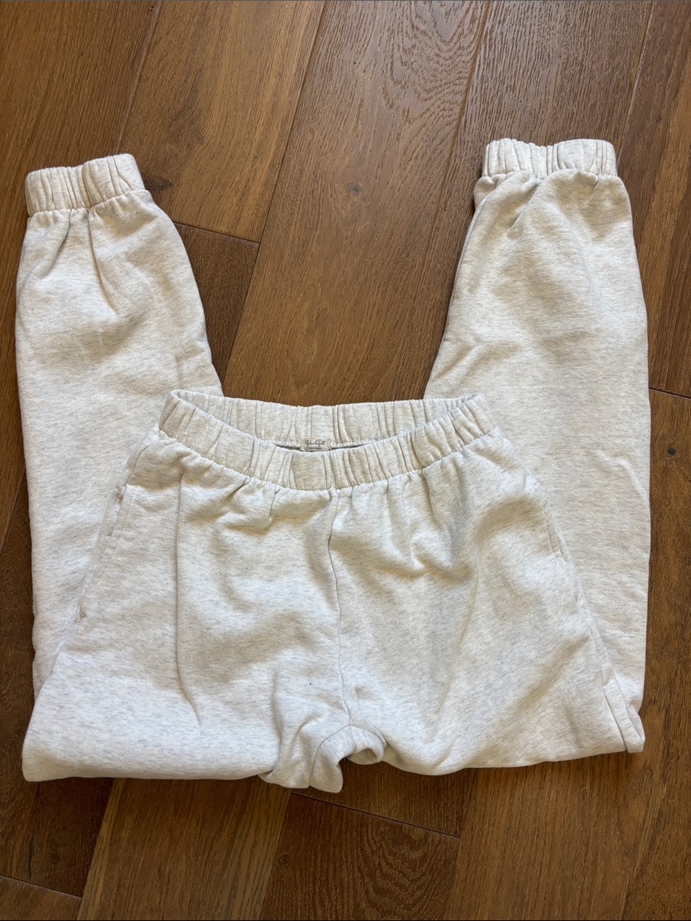 Brandy Melville Cream Elastic Waist Sweatpants